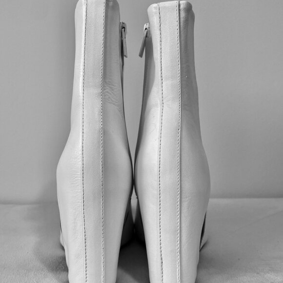 NWT - Calvin Klein White and Black Leather Ankle Boots - Picture 3 of 15